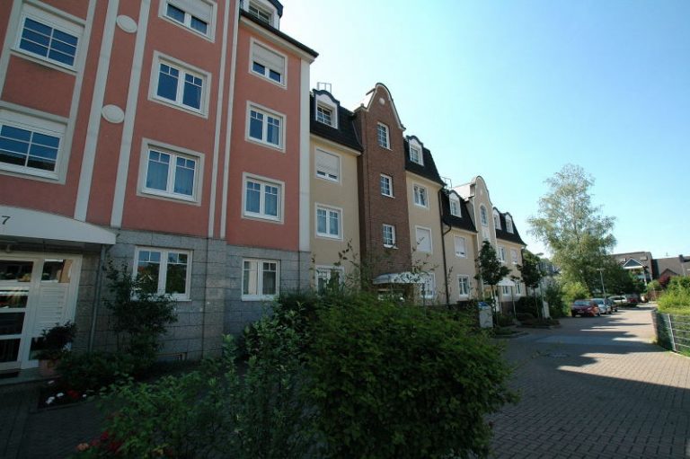 gepflegte Stadthäuser